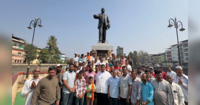 marathi samman yatrepurvi mahadchya chavdar talyala abhivadan