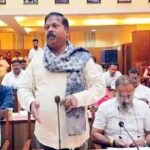 sandpani vahini nidhi vatapat bhedbhavacha arop