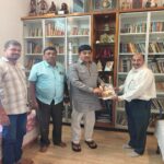 uchgav marathi sahitya academychya padhadhikaryankadun sahityik indrajit deshmukh yanna sammelanache nimantran