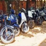 belgav shaharat vina number plate vahananvar polisancha badga