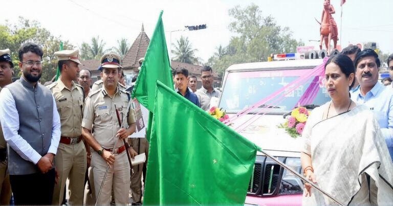 belgavmadhe akka pathakacha shubharambh