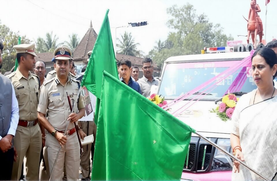 belgavmadhe akka pathakacha shubharambh