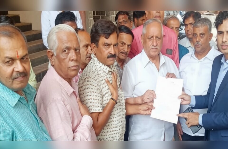 jamin ghotala prakarani upnibandhakanvar faujdari gunhe dakhal kara