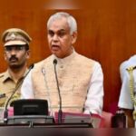 maharashtra-karnataka seemaprashna sodavnikisathi maharashtra sarkar katibaddh