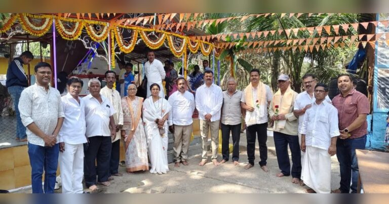 shahapur muktidham smashanbhumit mahashivratra bhaktibhavane sajri