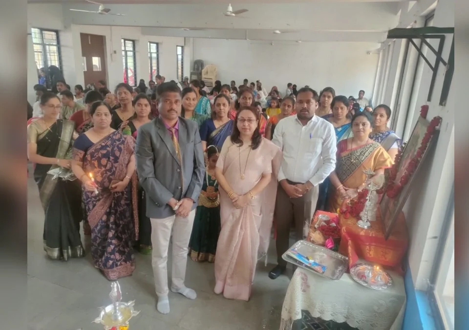 aadhar public schoolmadhe balachamucha graduation day sajra