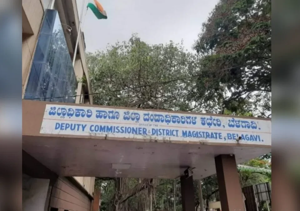 anadhikrut dj system karvayikade prashasanache durlaksh