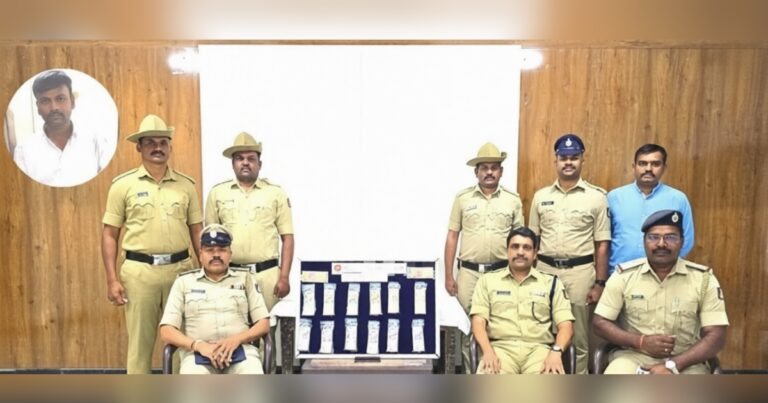 bandukichya dhakane lut ; avgya char taasat aaropi gajaaad