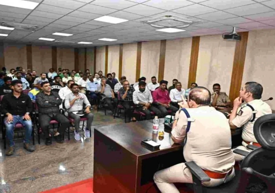 belgaavat petrol pump malakanchi baithak