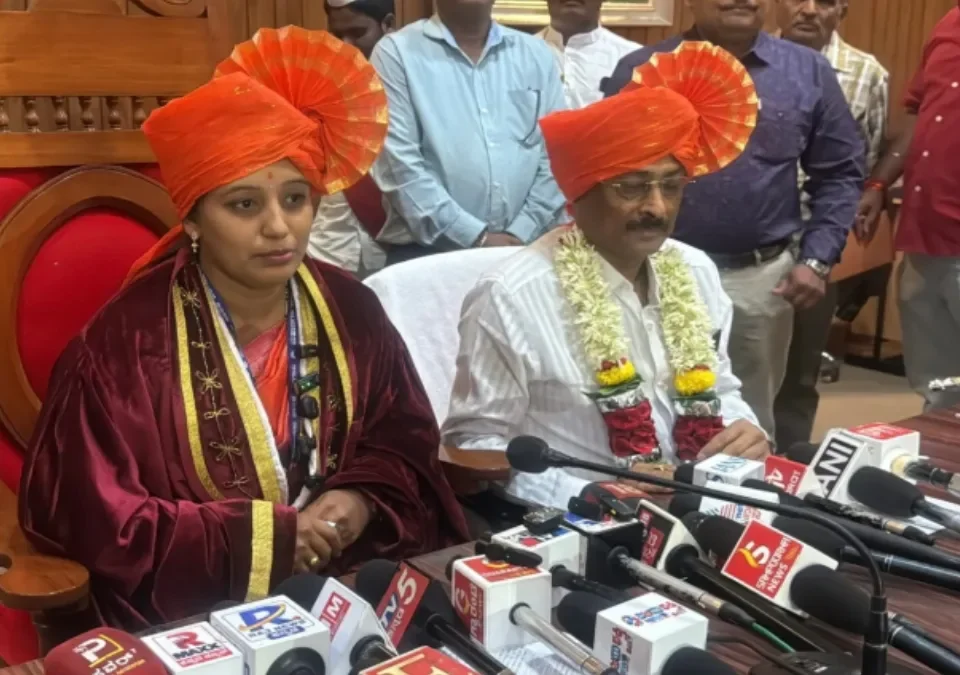 belgavchya mahapaurpadi preeti kamkar ; upmahapaurpadi hanumant kongali