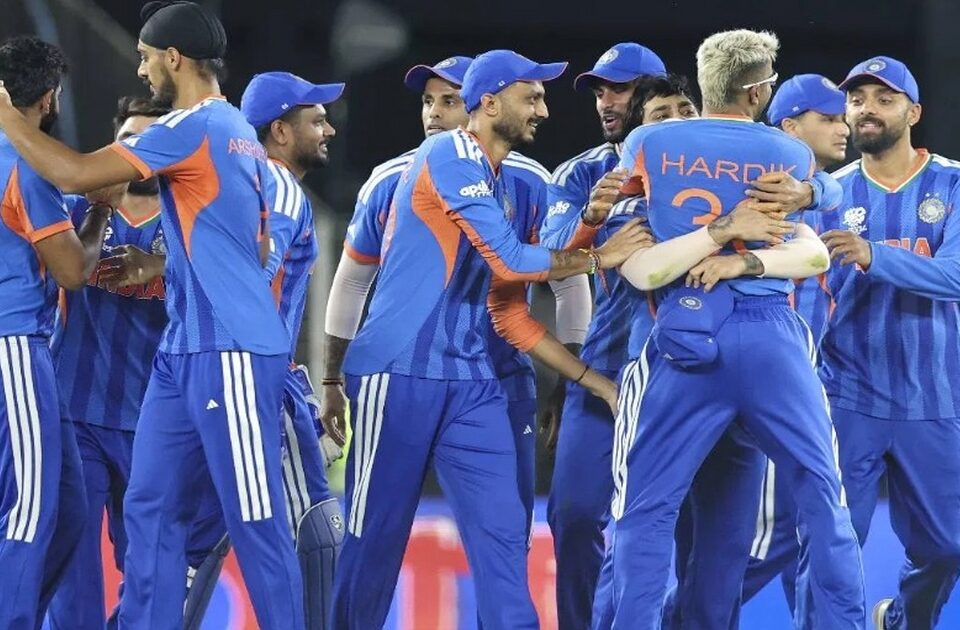 bharat vishwavijeta...salag dusryanda jetepadavar korl naav