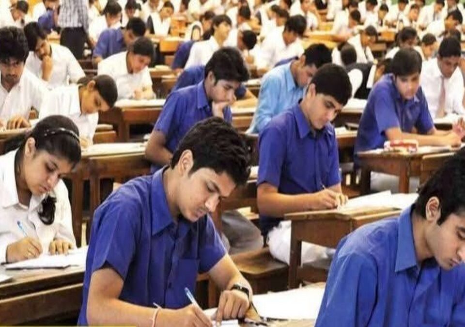 dahavichya parikshela aajpasun prarambh