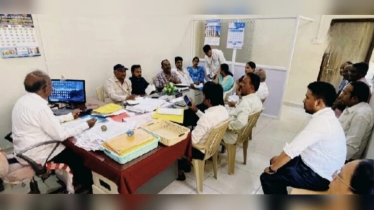 hescom grahak takrar nivaran-baithakit bill ani meter samasyavar jagichtodga