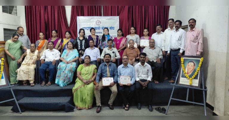 khulya kavi sammelanat marathi bhasha ani strimanacha bhavsparshi jagar