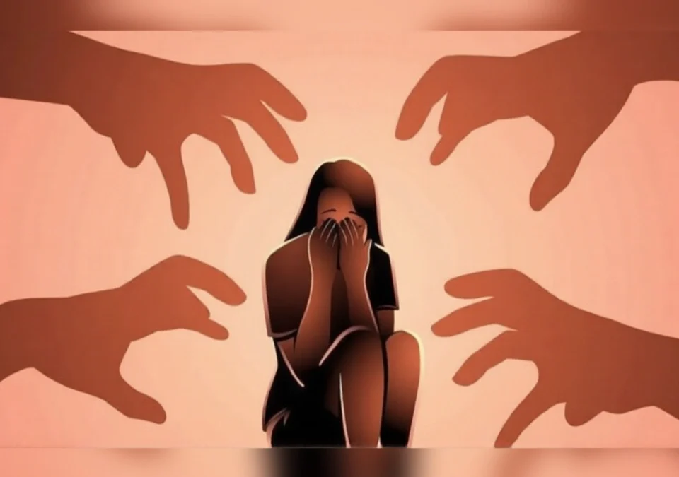 krur pityakadun potachya mulivar laingik atyachar