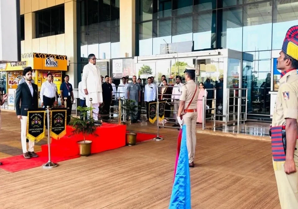 punjabche rajyapal gulabchand kataria yanche belgaavat swagat