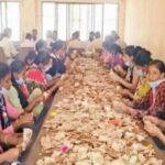 soundatti yellamma devi chya charani 3.07 kotinchi vikrami denagi