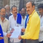 vividh pralambit magnyansathi dalit sangharsh samitiche jilhadhikaranna nivedan