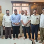 amdar rohit r patil yanhi kele divangat deepak dalvi yancha kutumbiyanche santvan