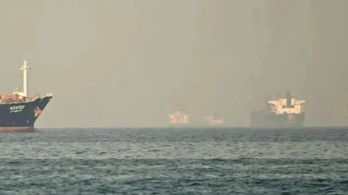 अमेरिकेच्या हवाई दलाचे A-10 लढाऊ विमान फारसी खाडीत कोसळले