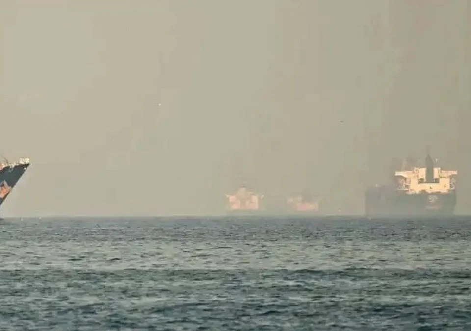 ameriketchya hawai dalache a-10 ladhu viman farsi khadit kosalale