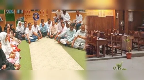 belgaav mahapalika baithakivar virodhi pakshacha bahishkar