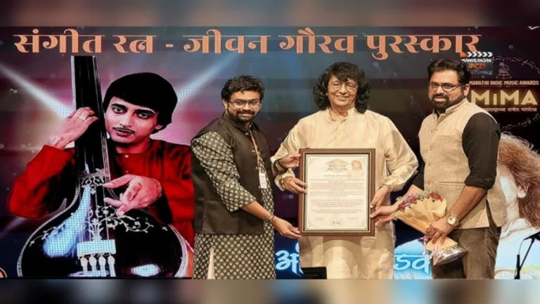 jyesth gayak ajit kadkade yanna sangeet ratna jeevan gaurav puraskar pradan