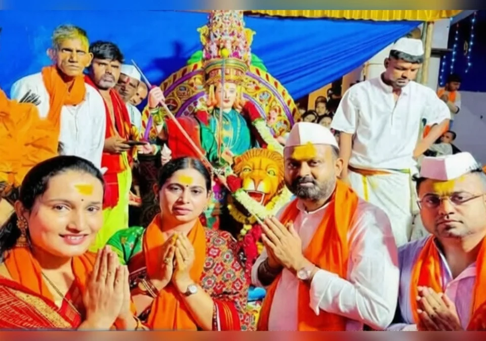 kangrali (bu.) yethil shri mahalaxmi yatrela utsahat prarambh