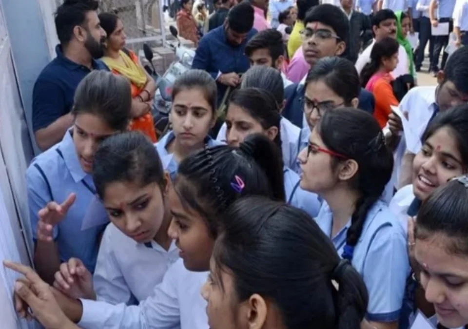 karnatakat udya sslc parikshecha nikal jahir honar