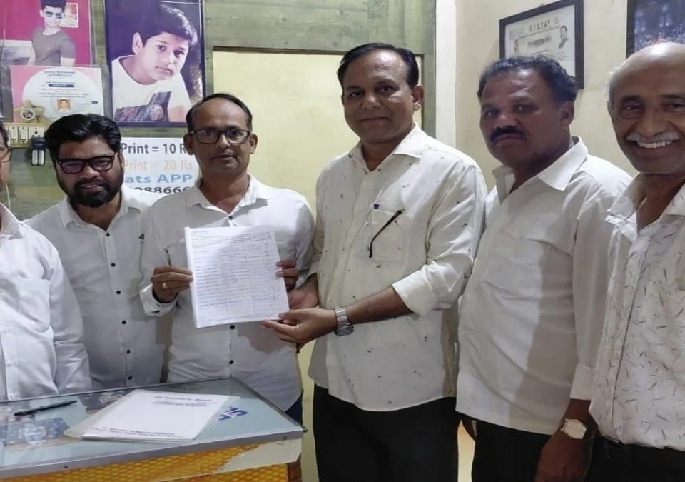 raigad jilhyatun belgaav seemaprashnasathi swaksari mohimela utsfurt pratisad