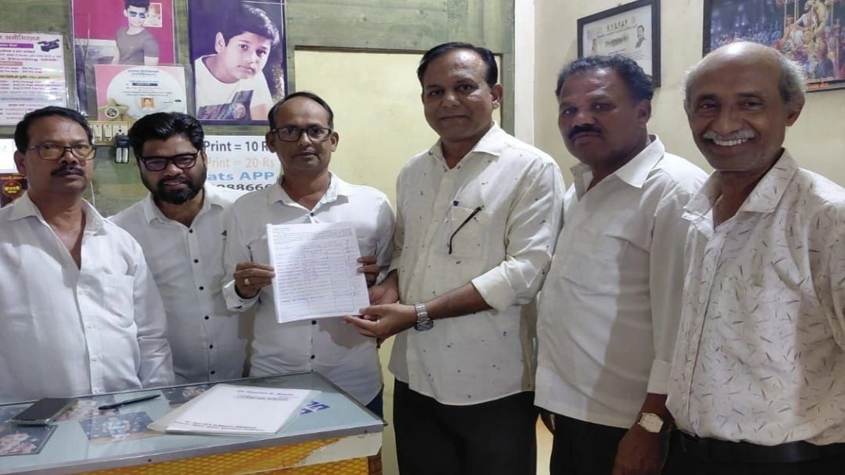 raigad jilhyatun belgaav seemaprashnasathi swaksari mohimela utsfurt pratisad