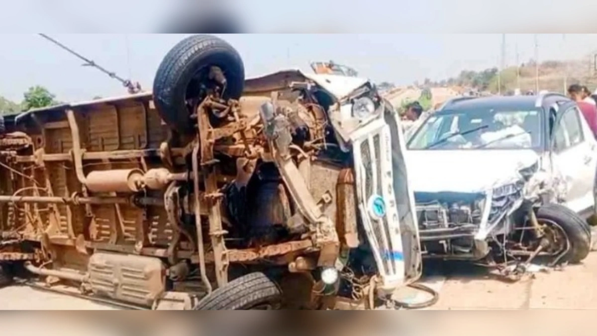 sankeshwarjawal varhadi tempo travellerla carchi dhadak