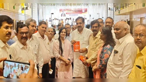 aamdar jayant patil yanna 7 vya akhil bharatiya belgaav marathi sahitya sammelanache nimantran