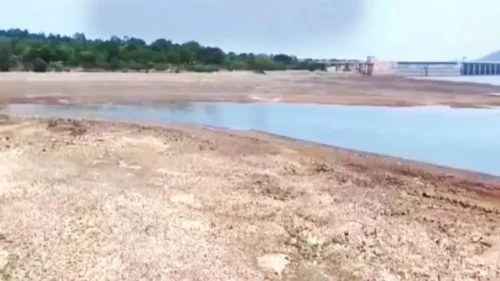 alamatti jalashayachya pani patlit ghat