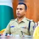 badya vyaktinna honey trapmadhe adkavun khandani vasul karanarya mahilela atak