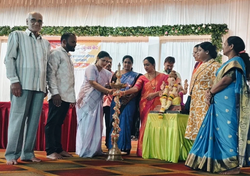 balaji vadhu-var kendrachya maratha vadhu-var melavyas utsphurt pratisad