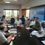 belgaav-goa aani bengaluru-mumbai navin railway sevanchya magnila gati dya