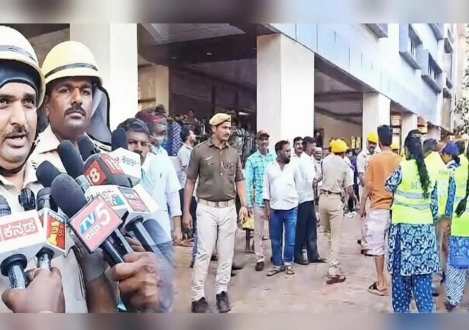 belgaav jilha rugnalayat bomb sphotacha tharar