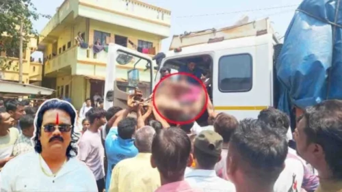 kangrali budruk yethe truckmadhe chalak mrutavasthat aadhallyane khalbal