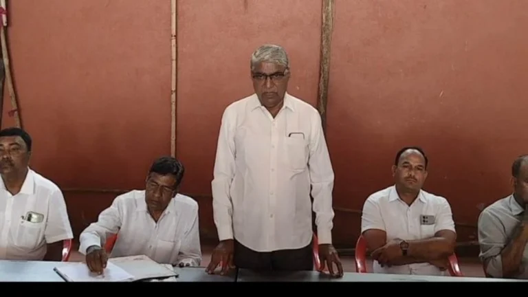 kannad saktivirodhat 15 junela jilhadhikari karyalayavar bhavya morcha