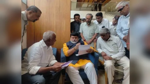 maharashtra ekikaran samitila andolanachi garaj bhasu denar nahi