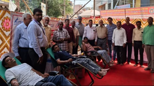 shri shanaishwar jayanti nimitt aayojit raktdan shibirala utsphurt pratisad