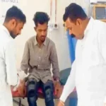 apghatatil jakhminna maji aamdaranchi madat
