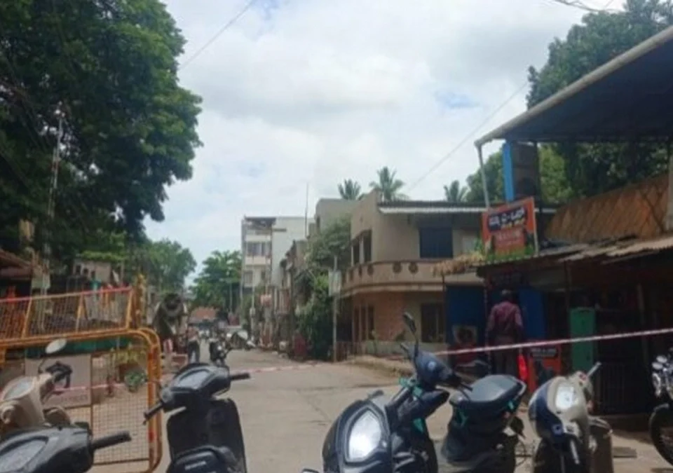 bhatkande shalesamoril rastyachya durustila akher suruvat