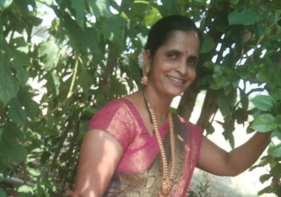 charitryachya sanshayavarun patikadun patnicha nirghrun khun