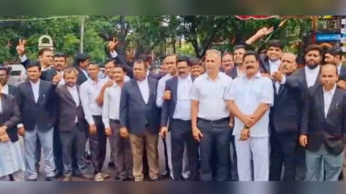 karnataka rajya bar council nivadnukit adv. i. m. patil yancha shandar vijay