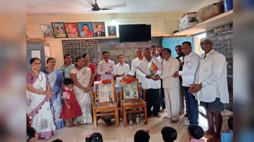 mahatma gandhi samajik sansthetarfe mukhyadhyapak avinash kamble yancha gaurav