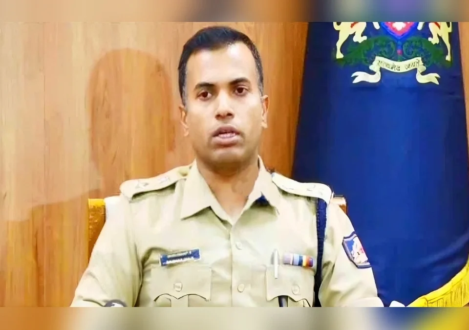 paise duppat karanyachya aamishanpasun savadh raha
