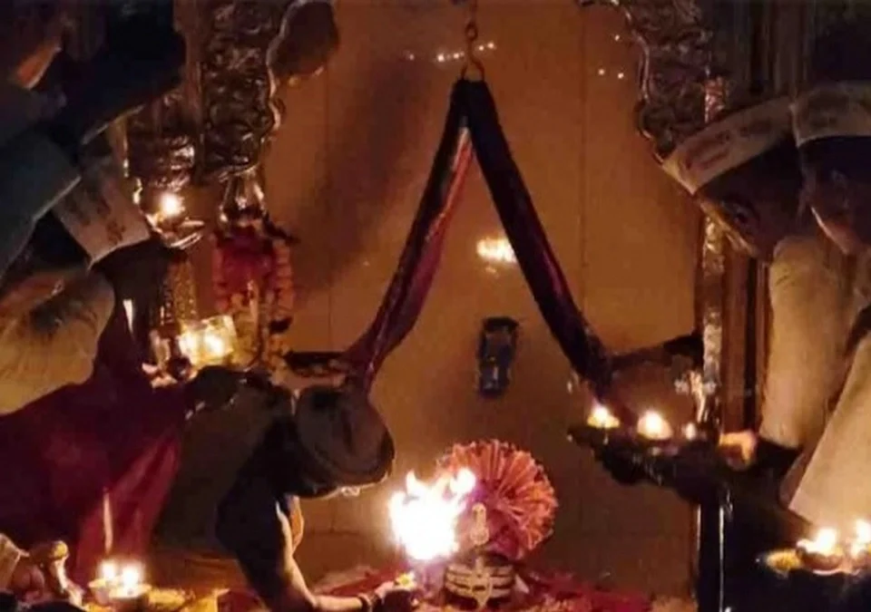 parjanyavrushtisathi sakal maratha samajache shri kapileshwar charani sakade
