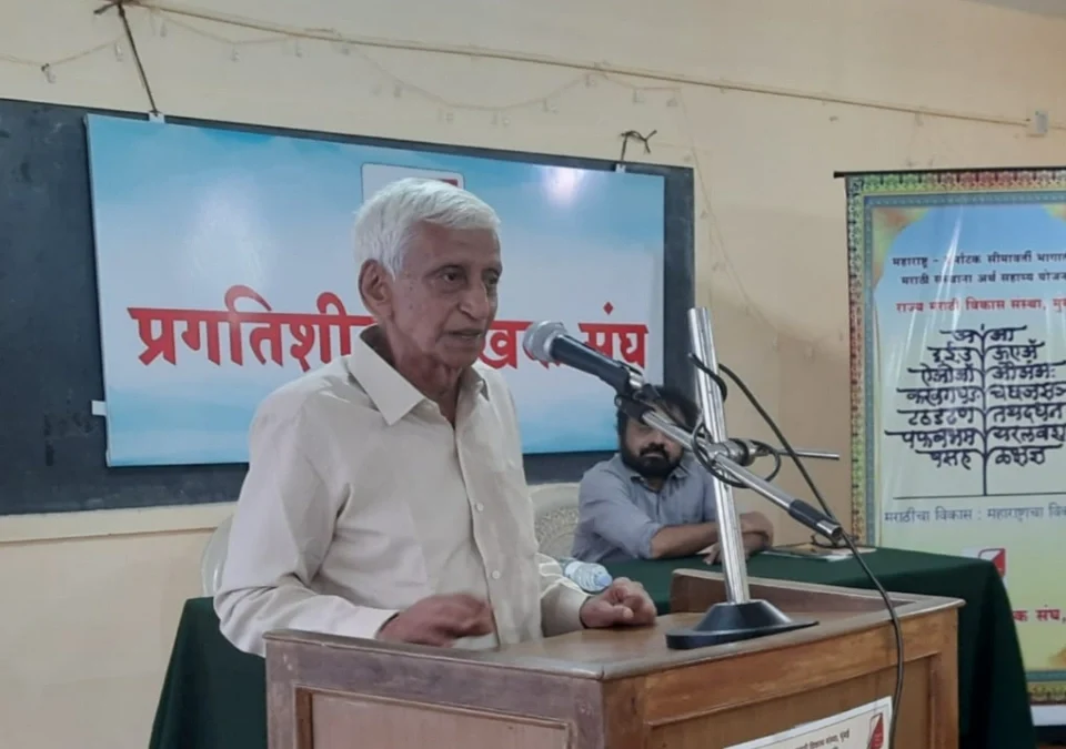 shivaji maharaj kalachya pudhcha vichar karanare drashthe raje